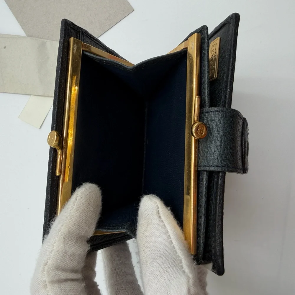 Gucci Black and Gray GG Canvas Snap Wallet - Picture 8 of 10